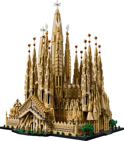 LEGO Architecture Sagrada Familia Building Set 21065